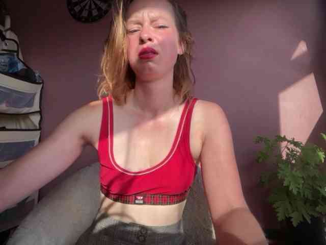 BettyLovely webcam