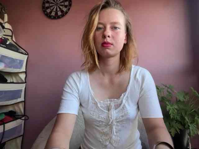 BettyLovely webcam