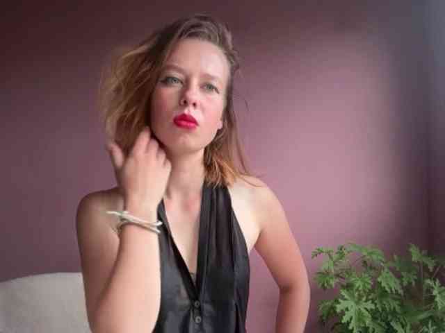 BettyLovely webcam