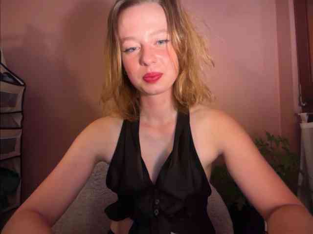 BettyLovely webcam