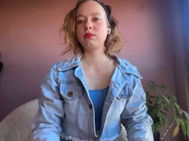 BettyLovely webcam