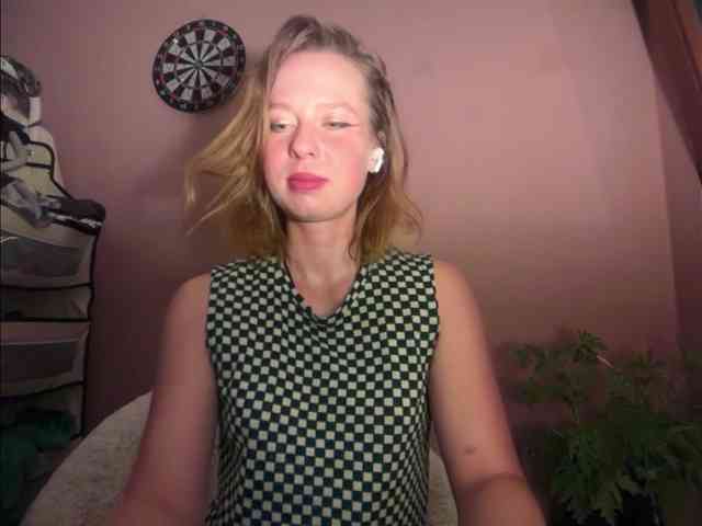 BettyLovely webcam