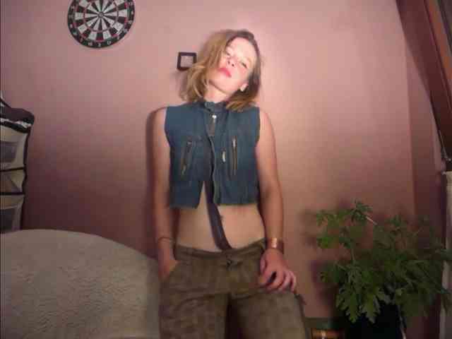 BettyLovely webcam