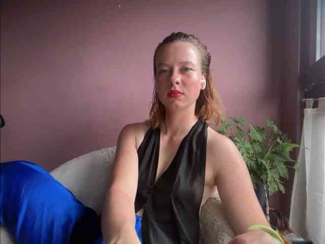 BettyLovely webcam