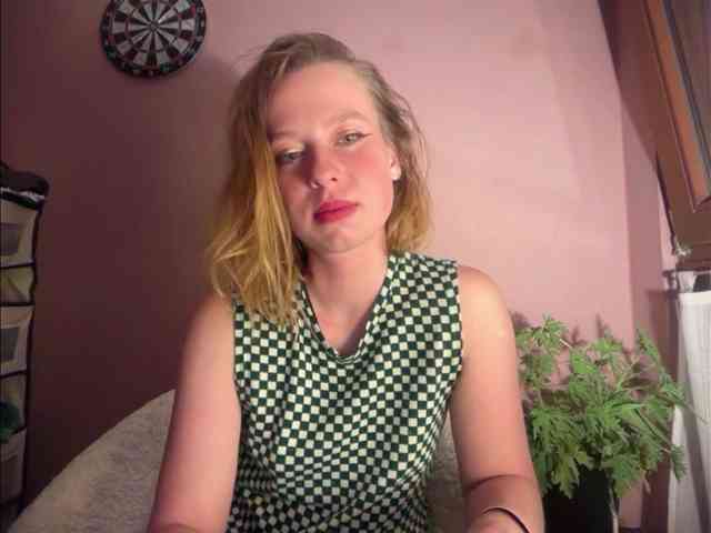 BettyLovely webcam