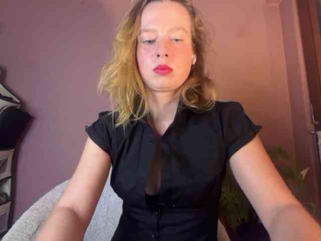 BettyLovely webcam