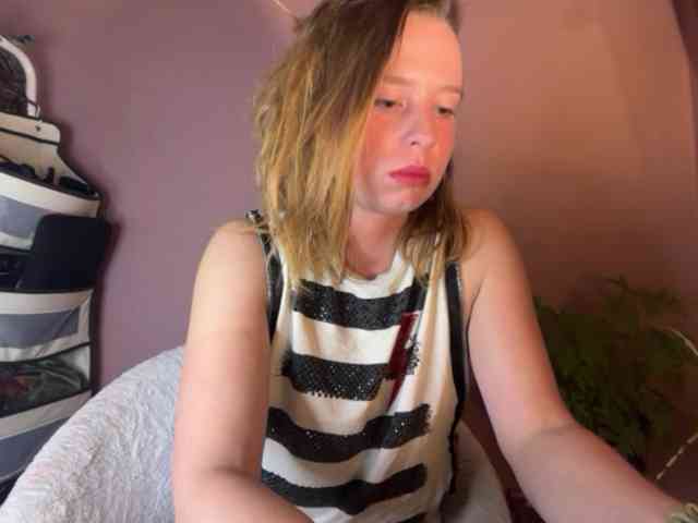 BettyLovely webcam