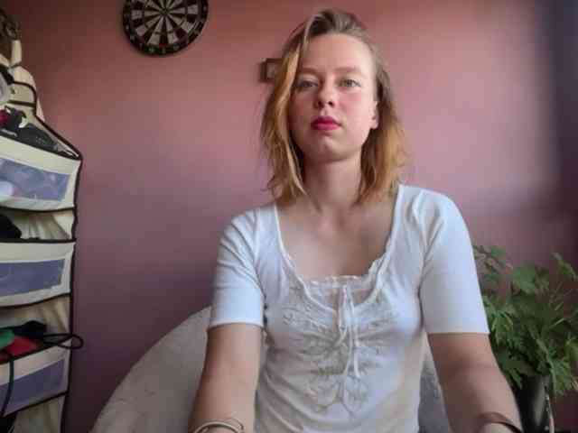 BettyLovely webcam
