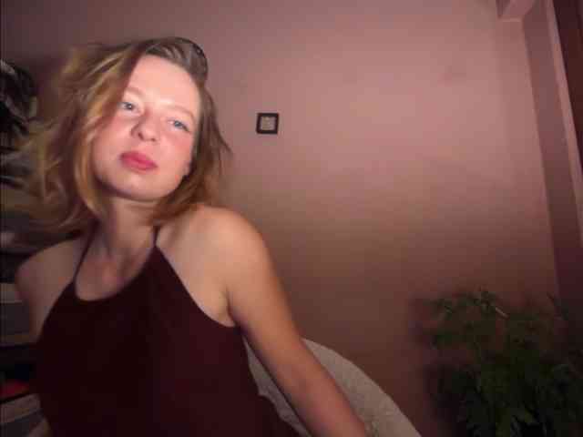 BettyLovely webcam