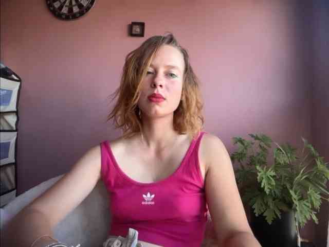 BettyLovely webcam