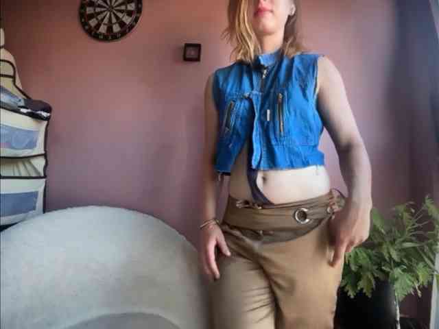 BettyLovely webcam