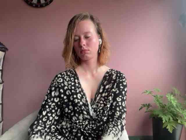 BettyLovely webcam