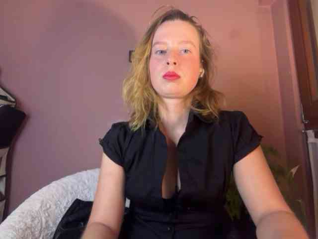 BettyLovely webcam