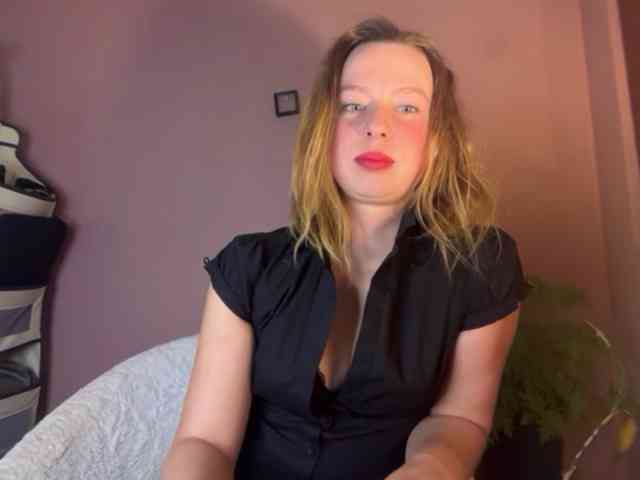 BettyLovely webcam