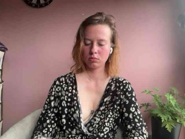 BettyLovely webcam