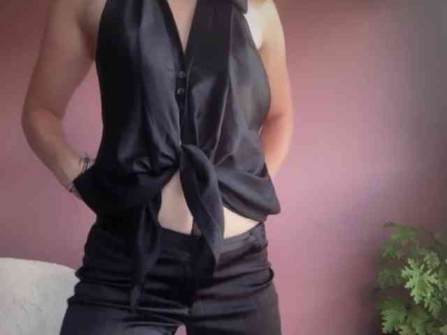 BettyLovely webcam