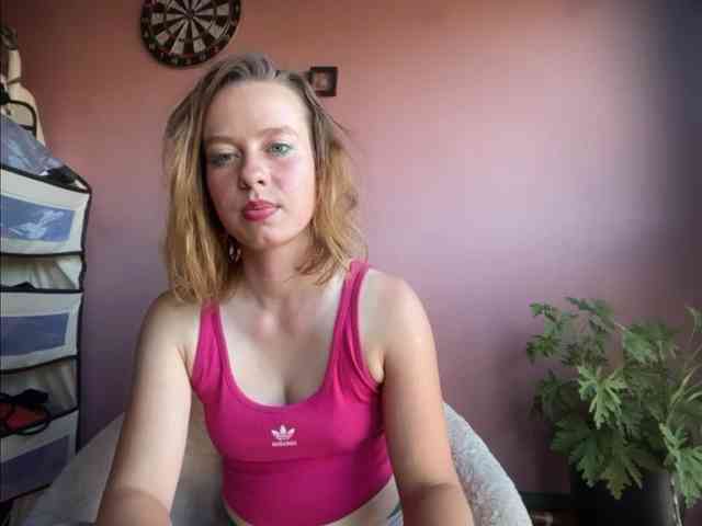 BettyLovely webcam