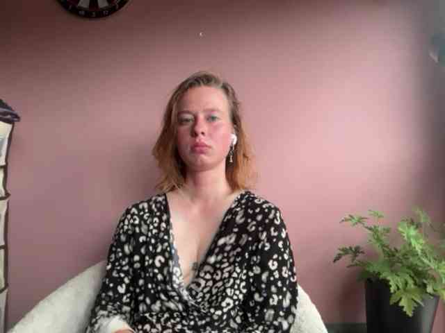 BettyLovely webcam