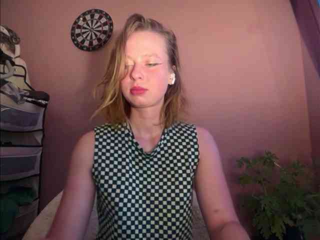 BettyLovely webcam