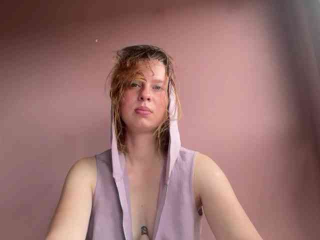 BettyLovely webcam