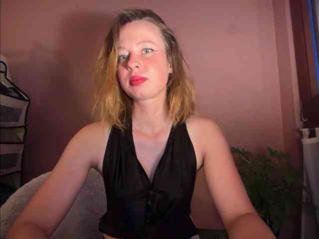 BettyLovely webcam