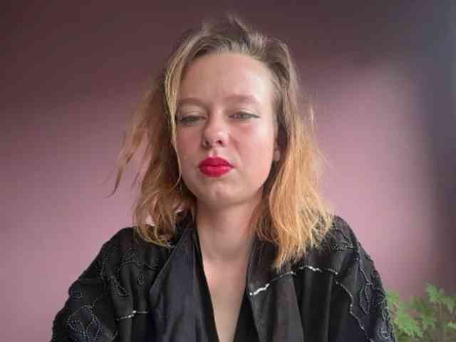 BettyLovely webcam