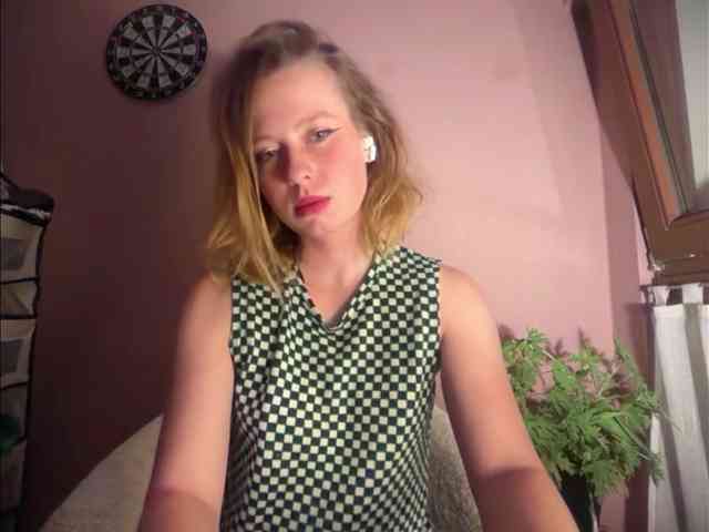 BettyLovely webcam