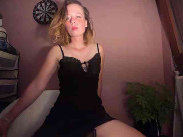 BettyLovely webcam