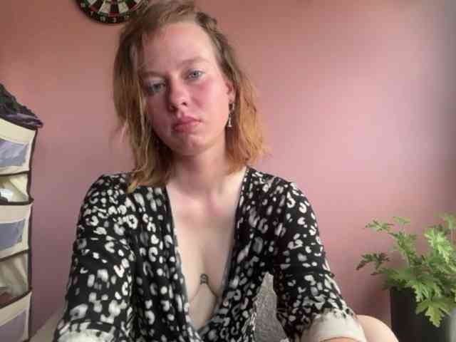 BettyLovely webcam