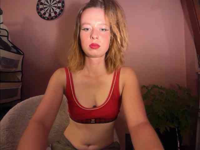 BettyLovely webcam