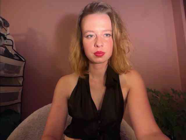 BettyLovely webcam