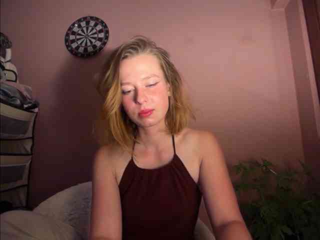 BettyLovely webcam