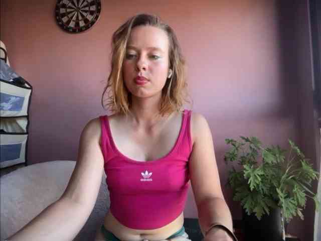BettyLovely webcam