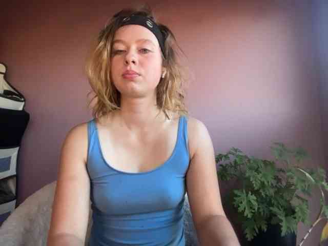 BettyLovely webcam