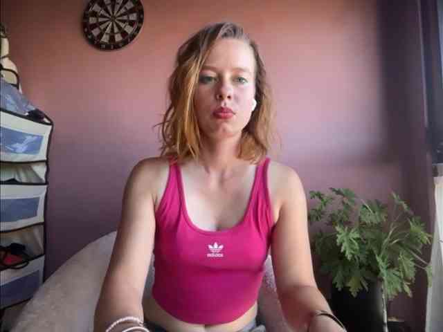 BettyLovely webcam
