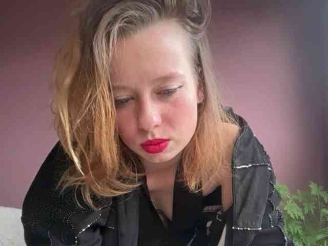 BettyLovely webcam
