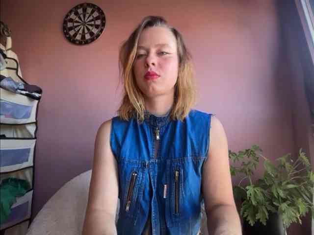 BettyLovely webcam