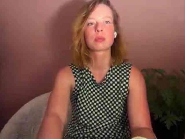 BettyLovely webcam