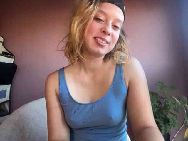BettyLovely webcam