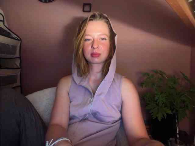 BettyLovely webcam