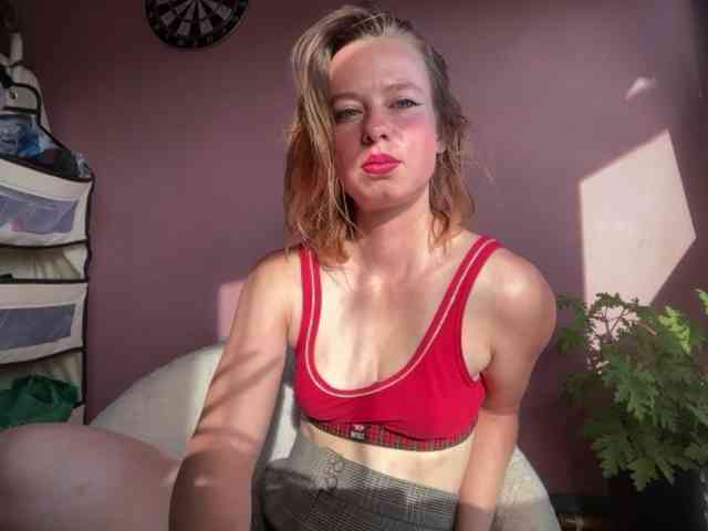 BettyLovely webcam