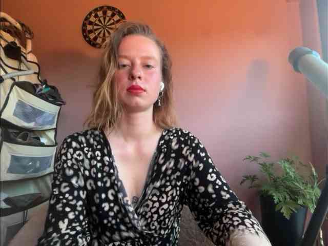 BettyLovely webcam