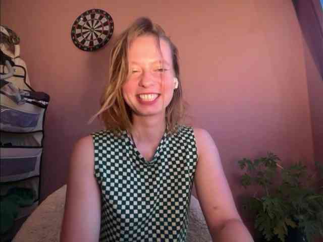BettyLovely BettyLovely