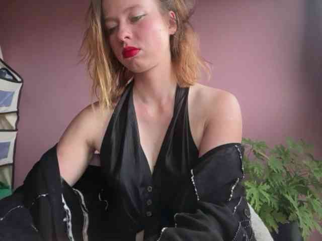 BettyLovely webcam
