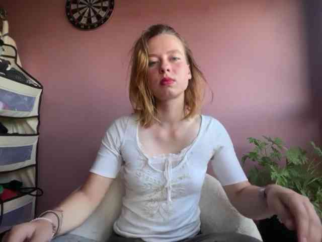BettyLovely webcam