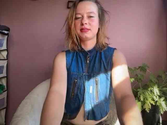BettyLovely webcam