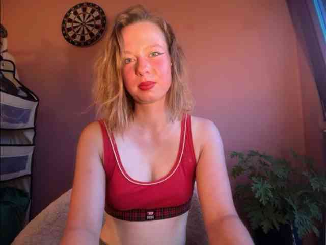 BettyLovely webcam