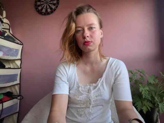 BettyLovely webcam