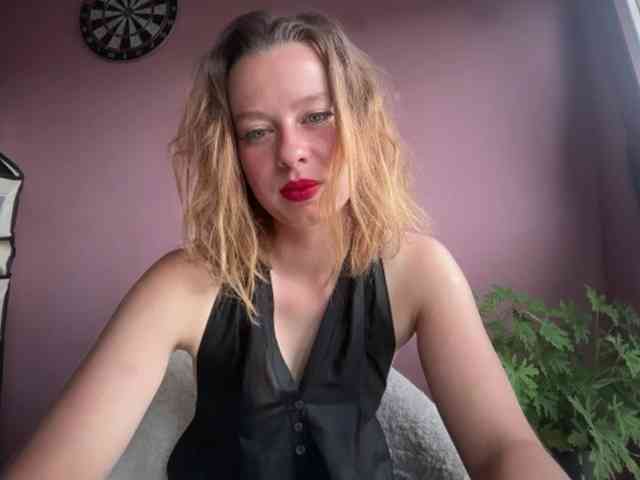 BettyLovely webcam