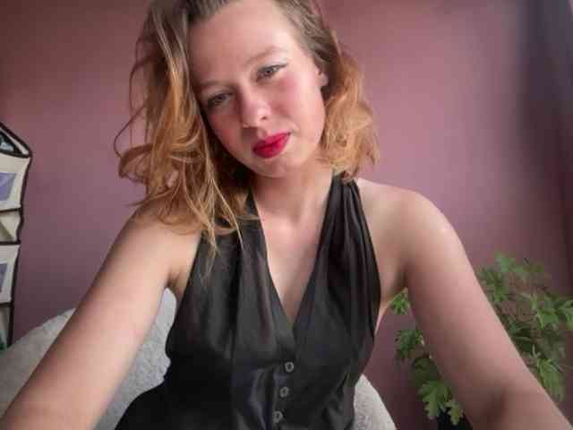 BettyLovely webcam